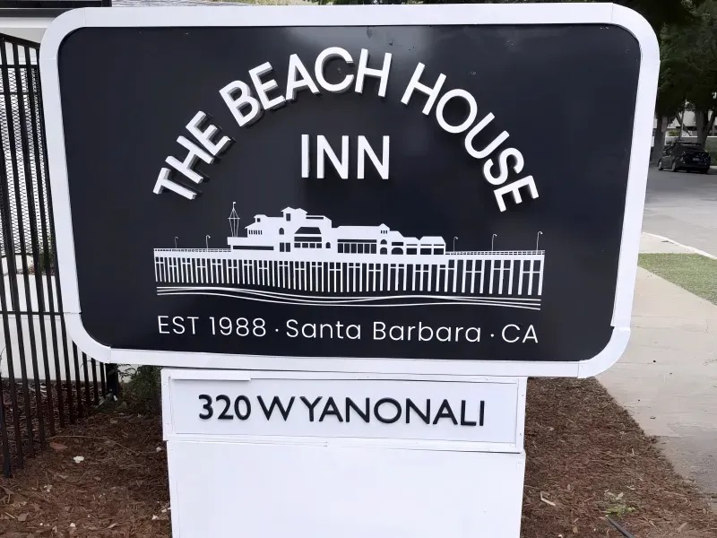 Monument sign