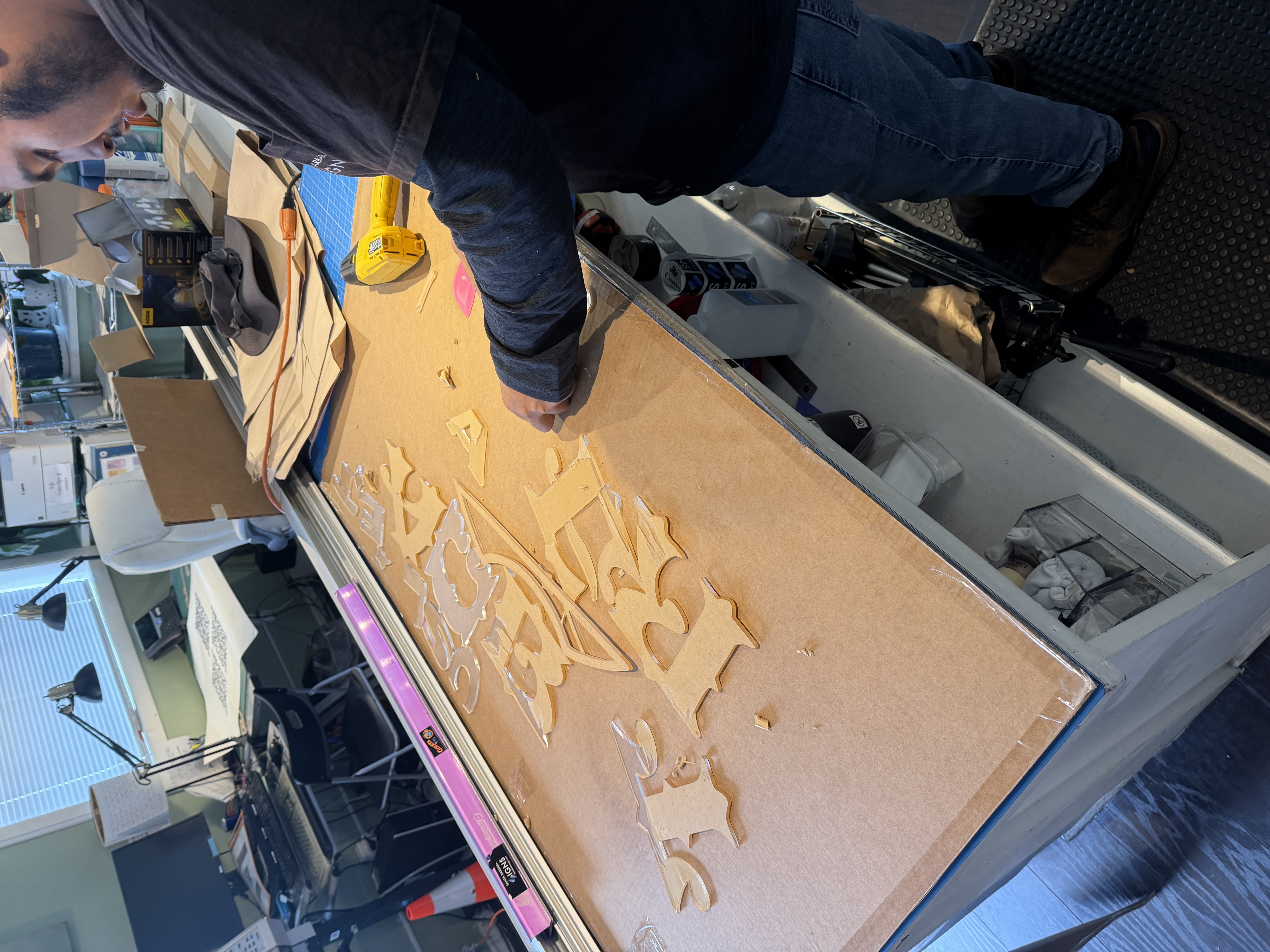 Sign manufacturing